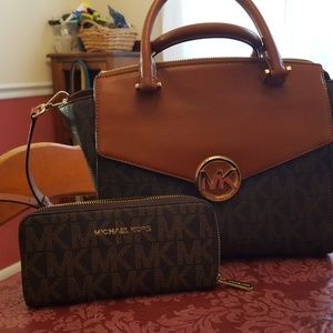 Michael Kors Handbag and Wallet